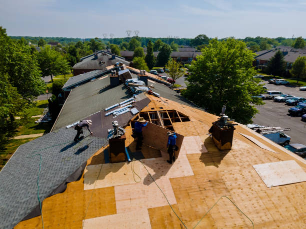 24/7 Emergency Storm Damage Roof Repair experts in Little Rock, IA